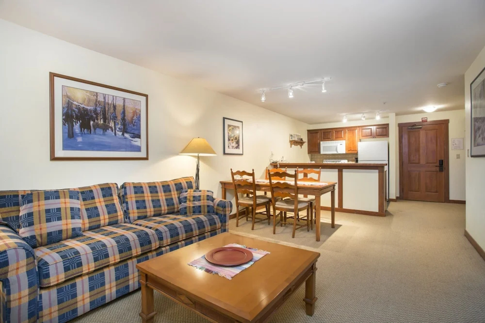 3304 - One Bedroom + Den Standard Powderhorn Lodge 1 Condo by RedAwning