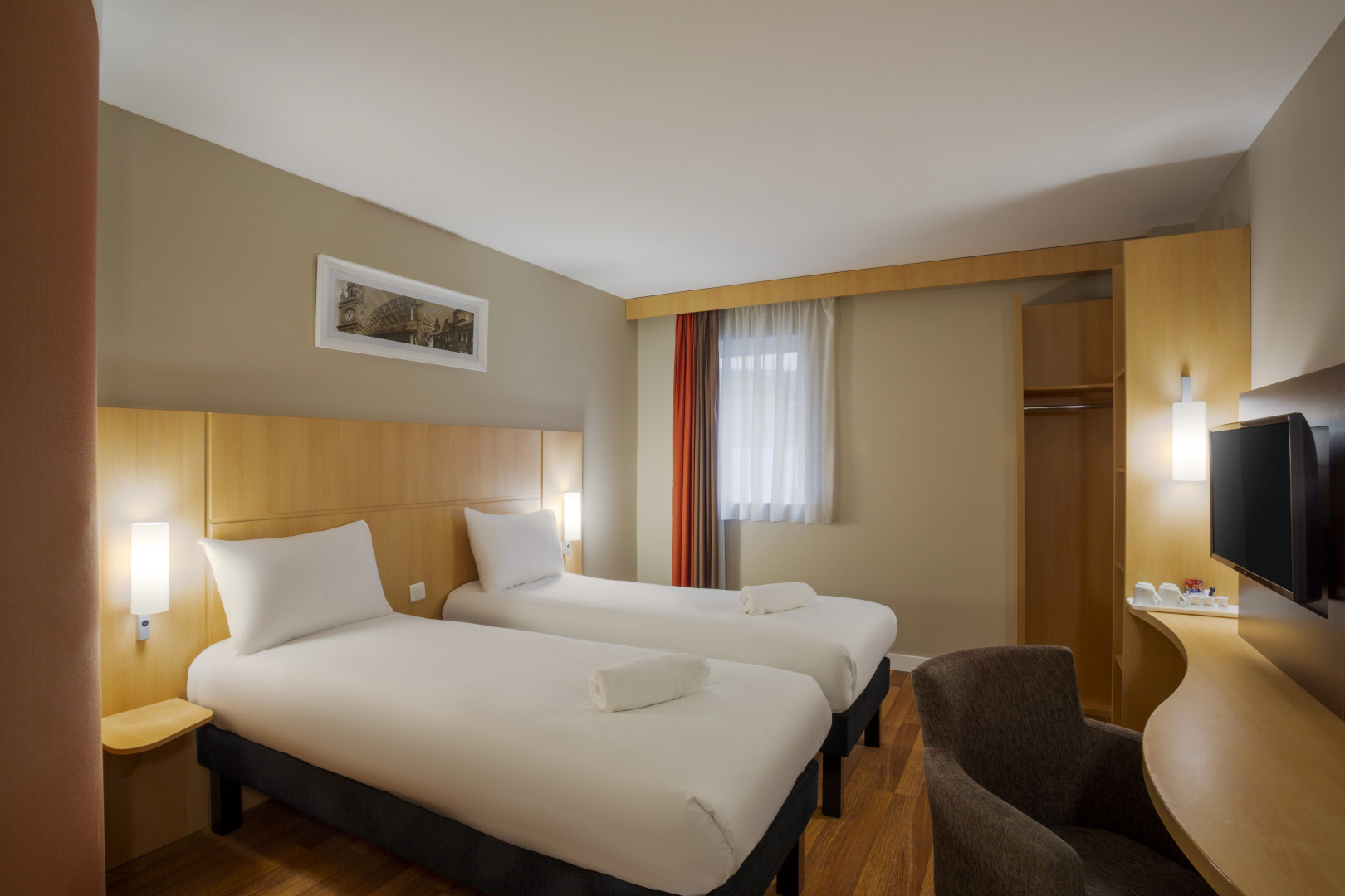 ibis Belfast City Centre