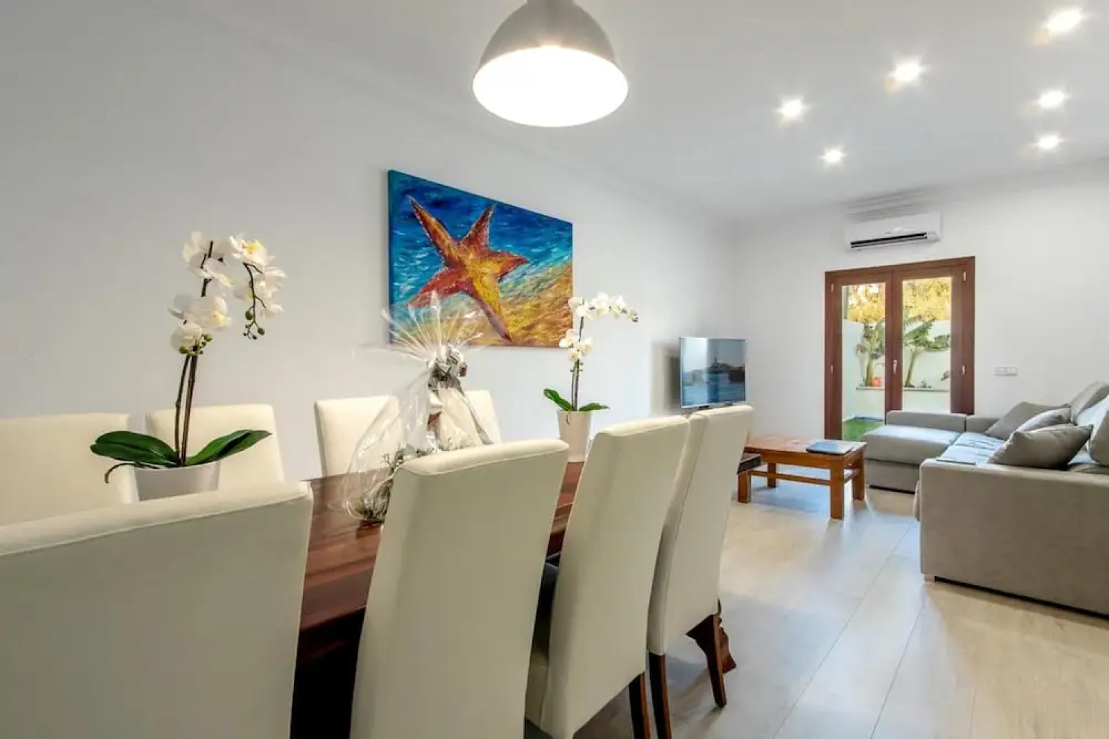 House - 3 Bedrooms with Pool and WiFi - 107616