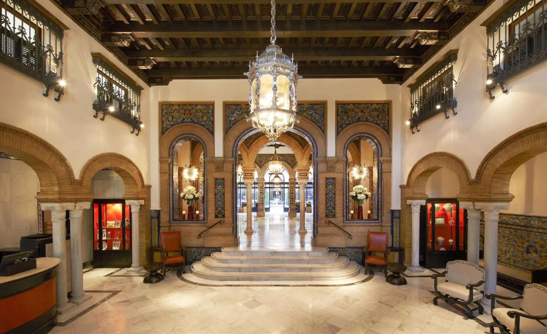 Отель Alfonso XIII, a Luxury Collection Hotel, Seville