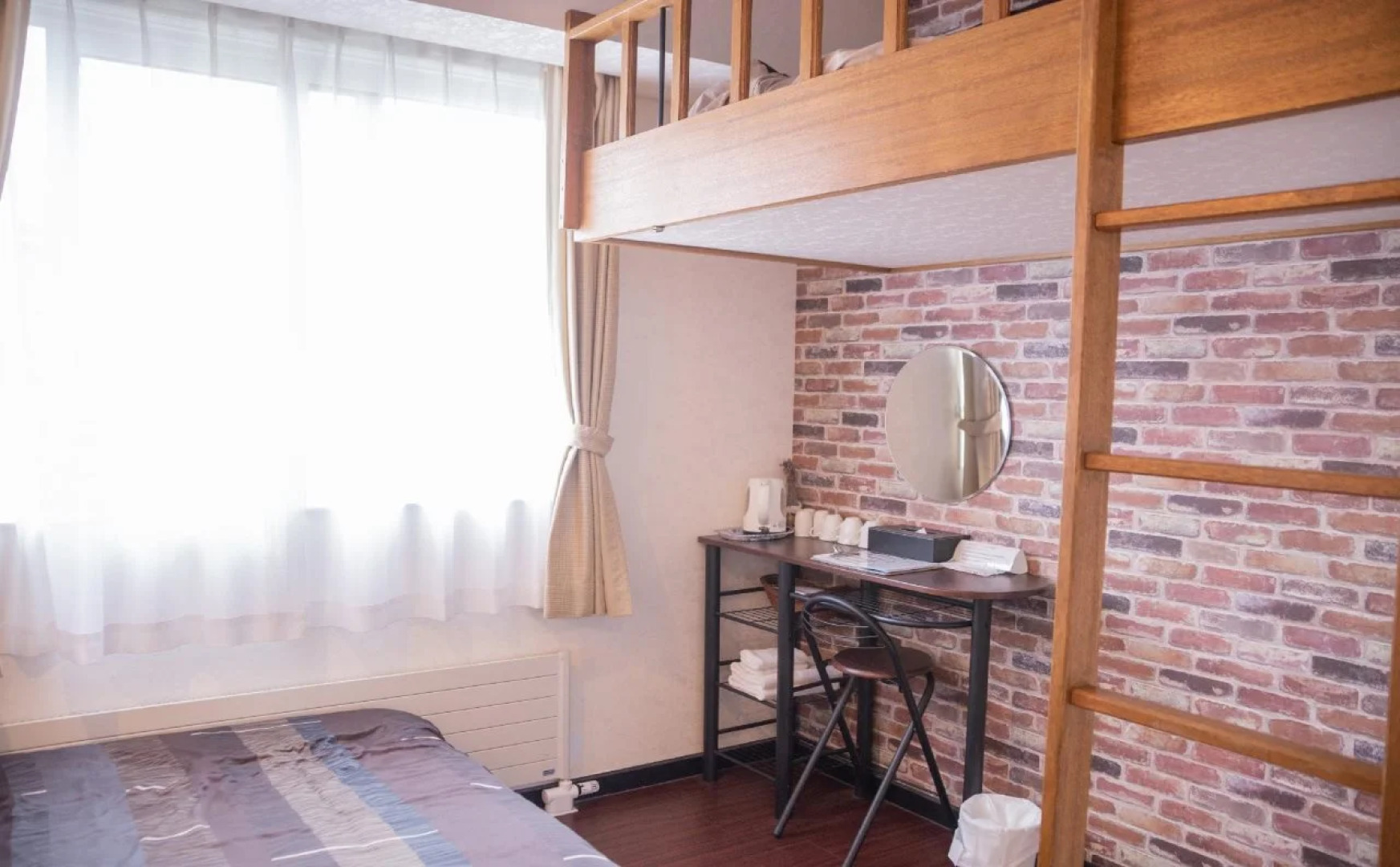 petit-hotel #MELON Furano