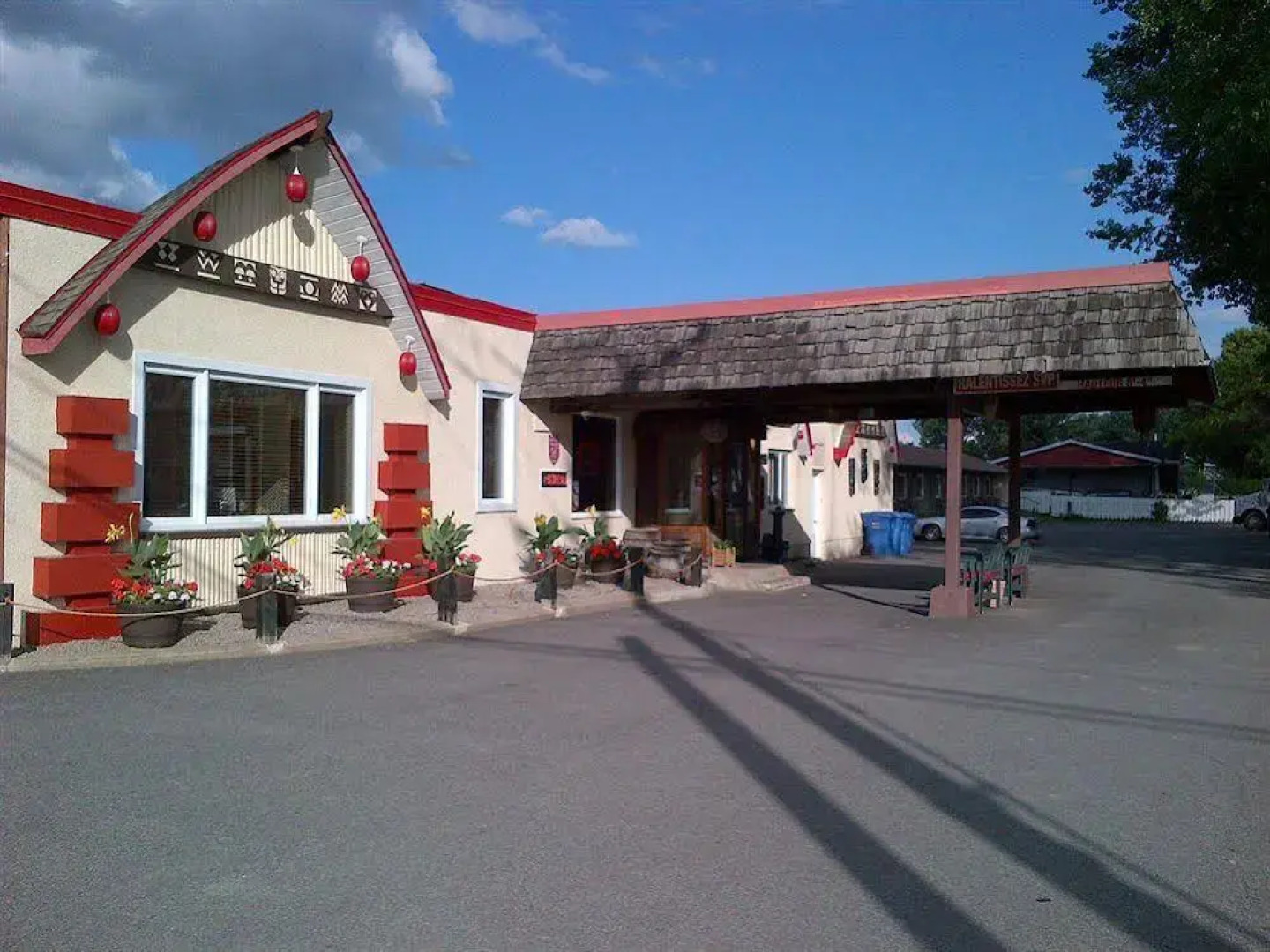 Hotel - Motel Coconut