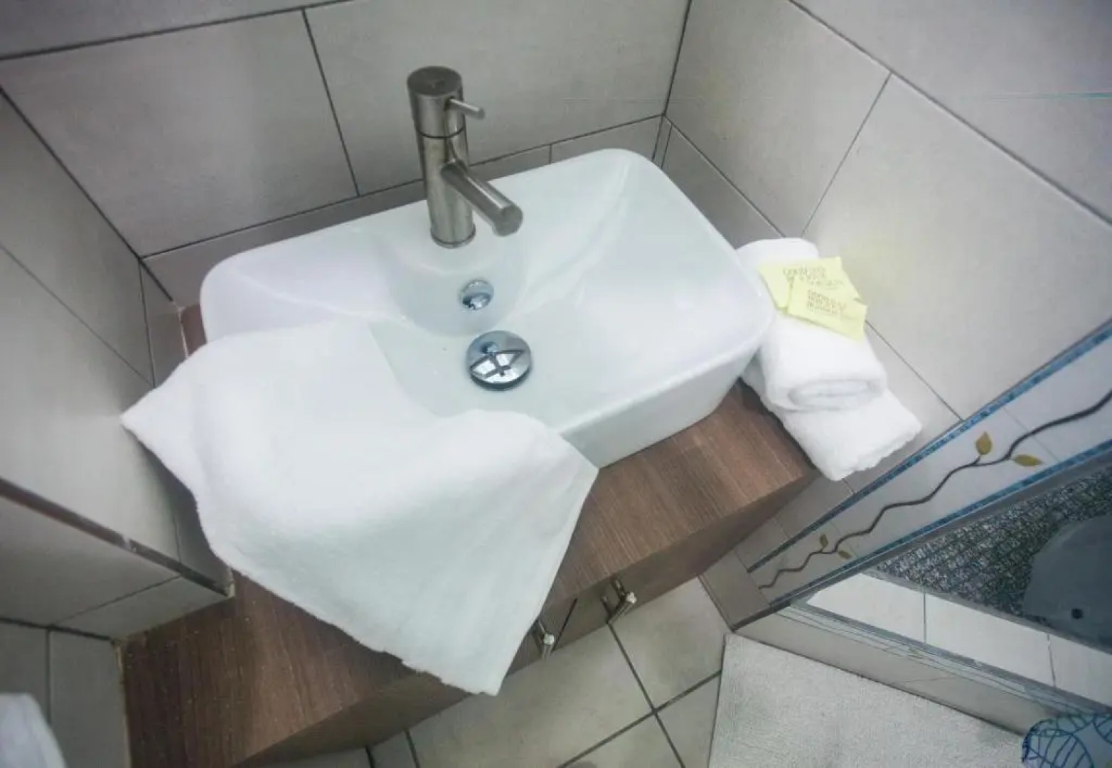 Beachfront two bedroom apt in Aguada Alamar 2