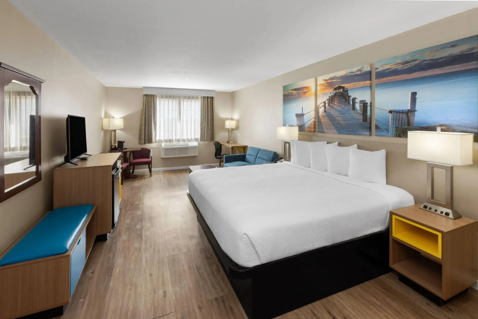 Days Inn by Wyndham Mountain Home