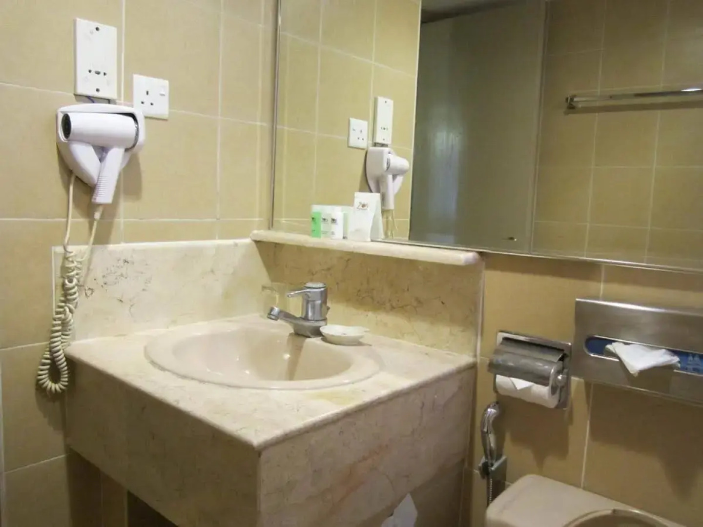 The ZON All Suites Residences