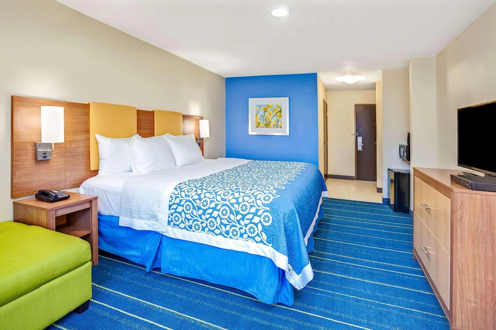 Arya Inn & Suites Farmers Branch