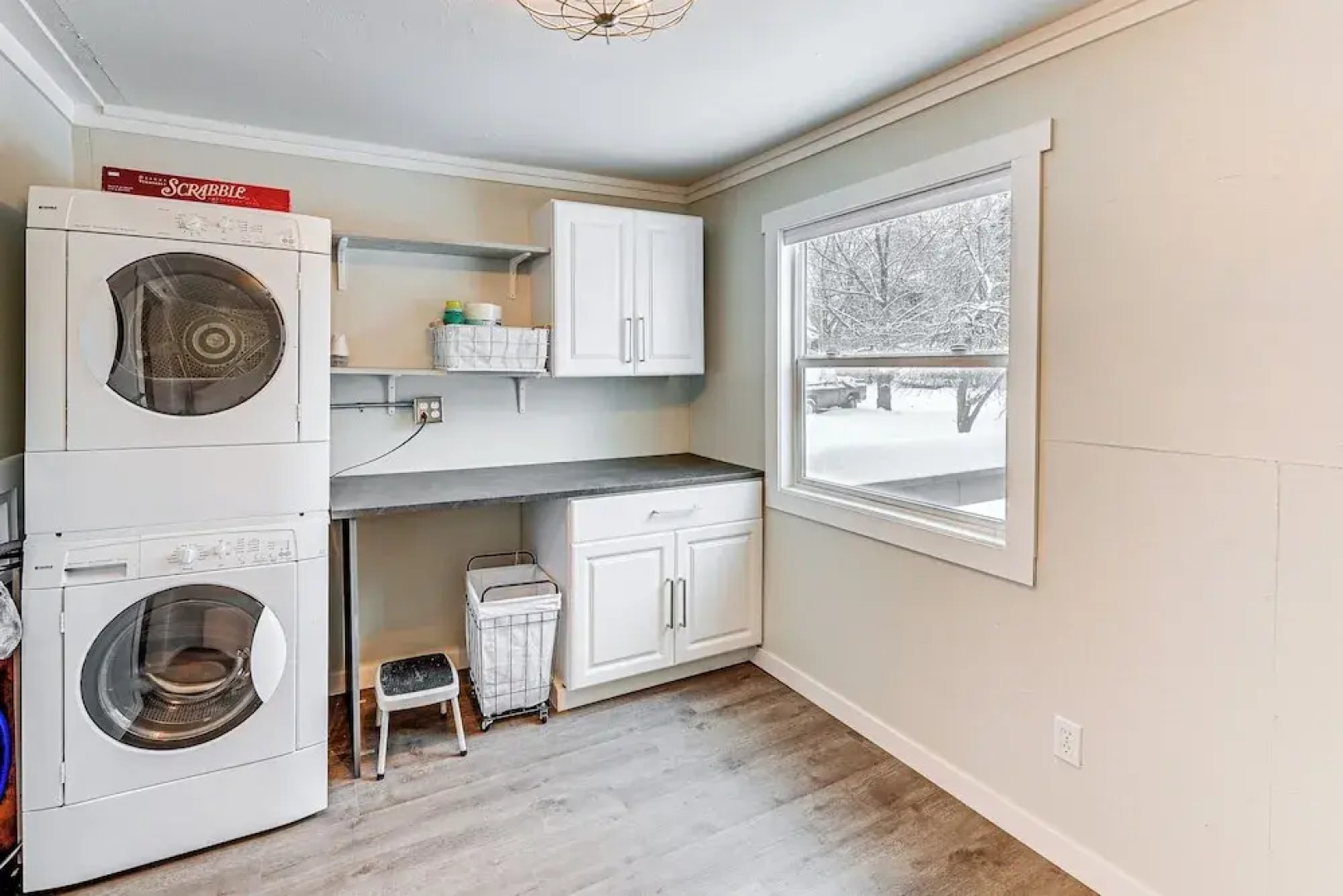 1 Mi to Main Street Polson: Updated Home w/ Deck!