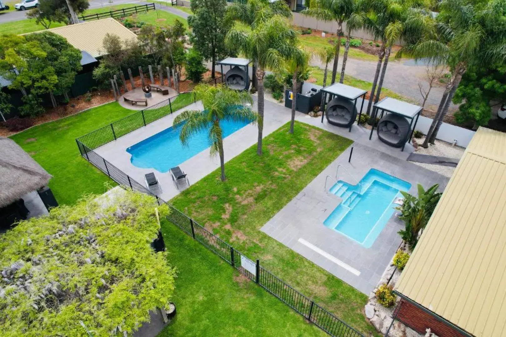 Federation Motel Resort