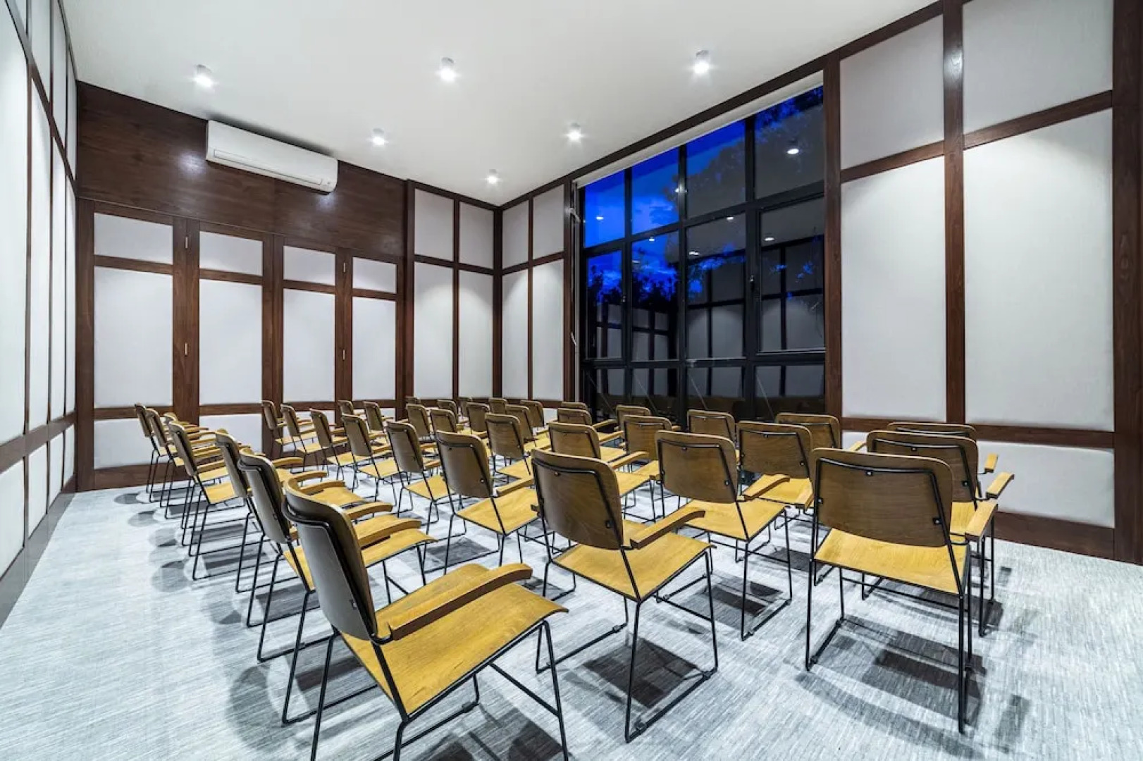 Marisstone Hotel Villa