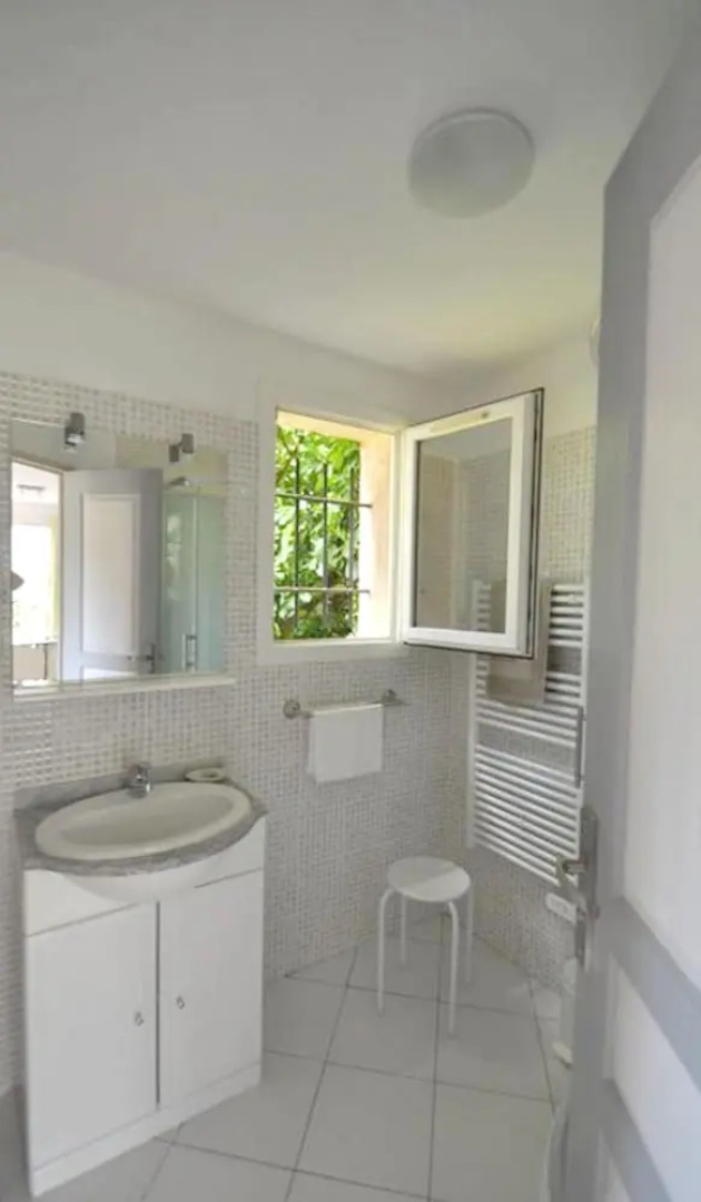 House With one Bedroom in Lauris, With Pool Access, Enclosed Garden an