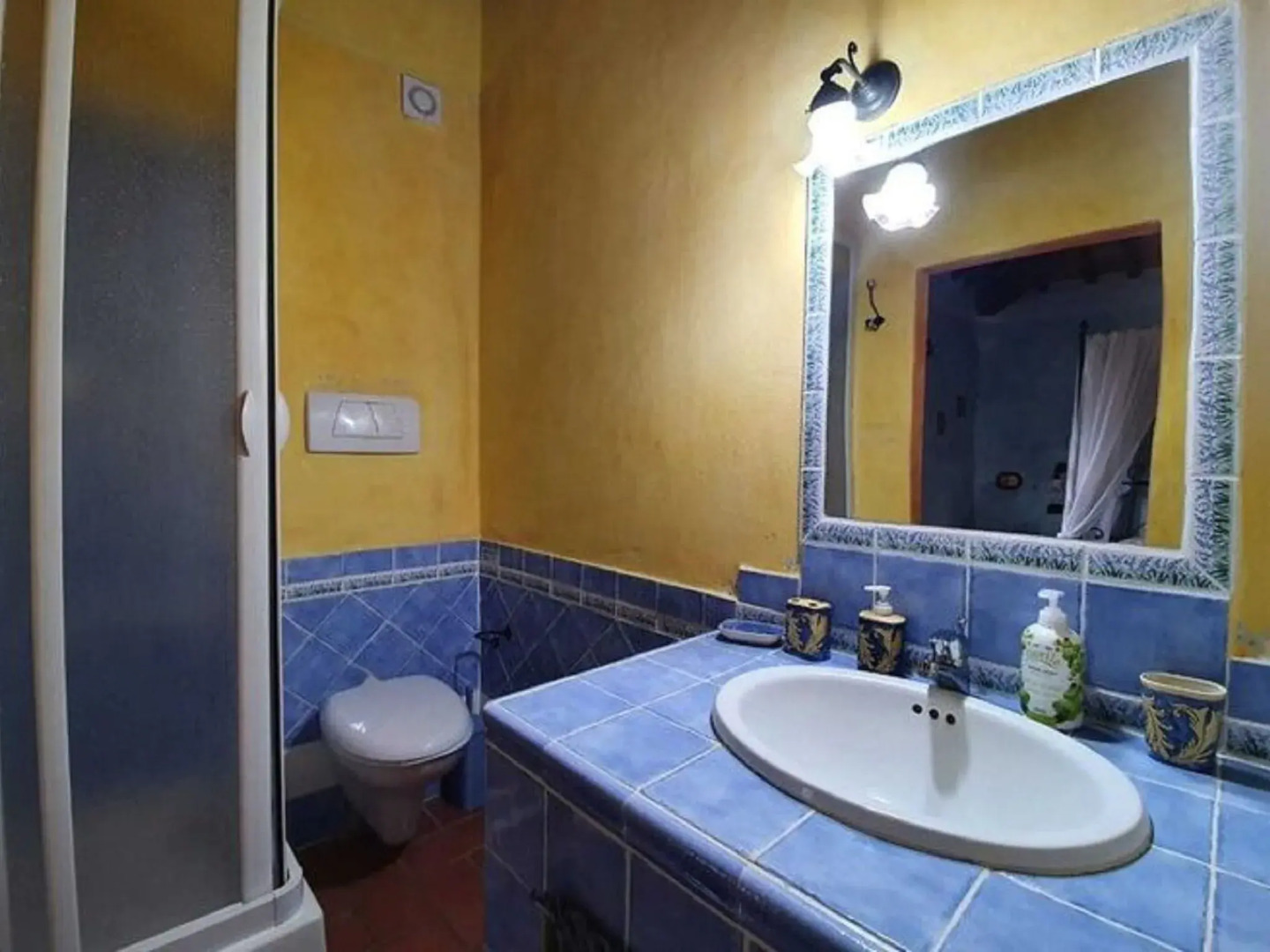 Tuscan Scenic View Stay