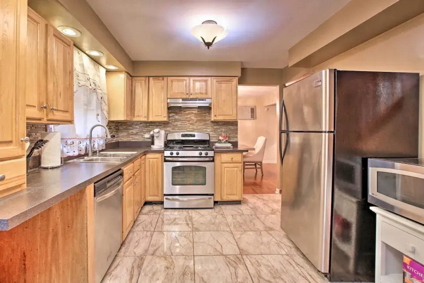 Home w/ Yard & Patio ~ 30 Mi to Downtown Chicago