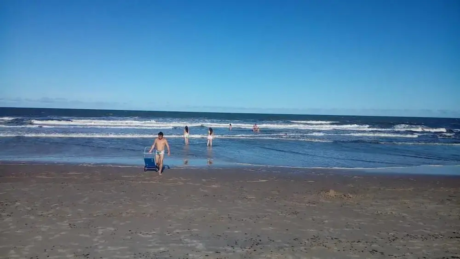 OYO Barra Beach Hotel
