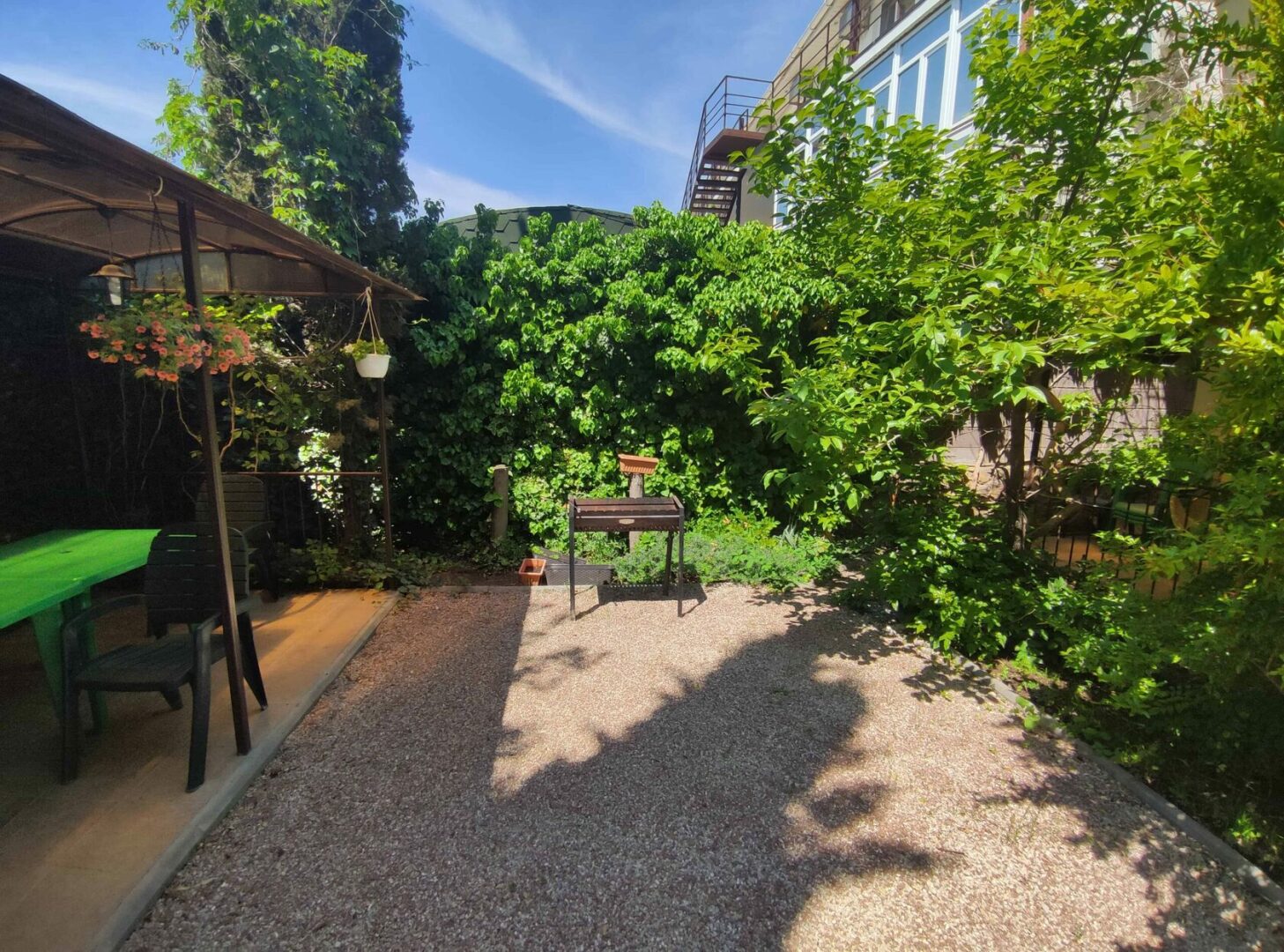 Batterflyaj Mini-hotel