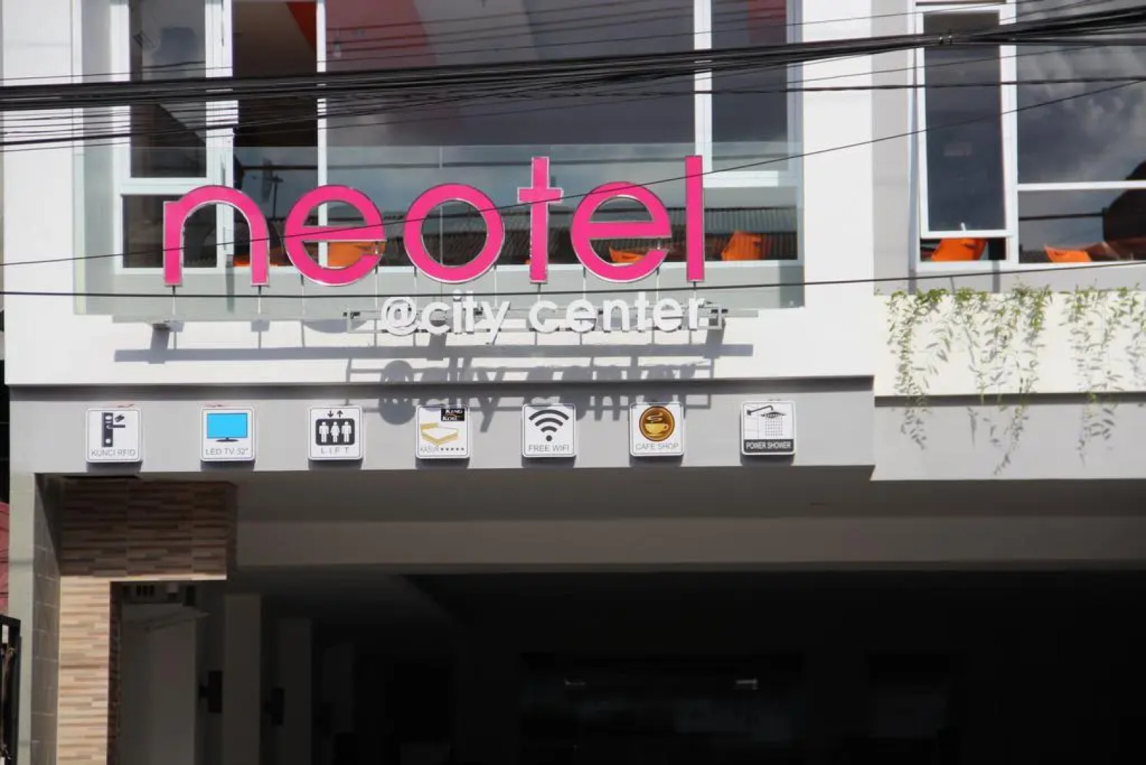 Neotel Hotel City Centre