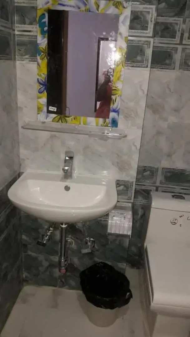 Rajdhani guest house