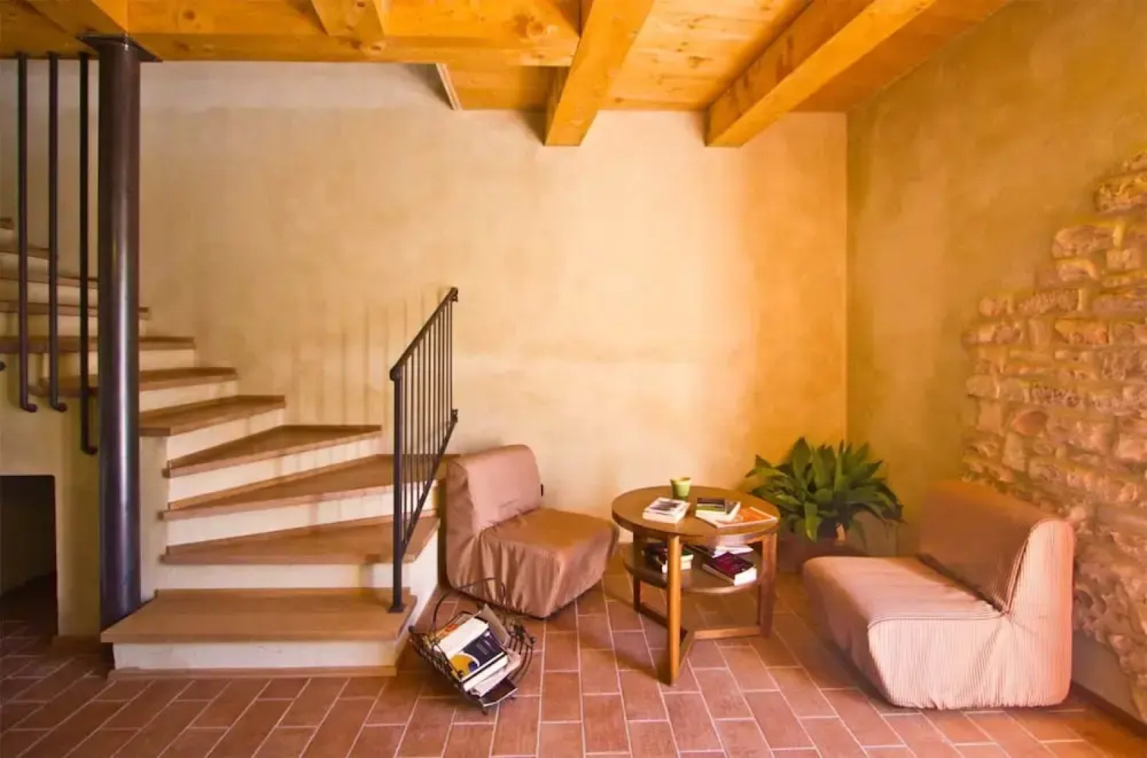 Graceful Holiday Home in Acqualagna With Swimming Pool