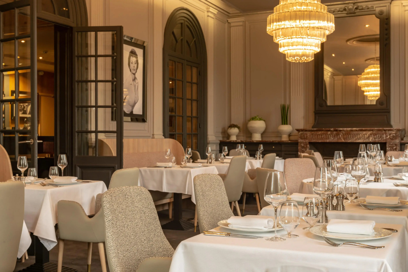 The Originals Boutique, La Maison Rouge