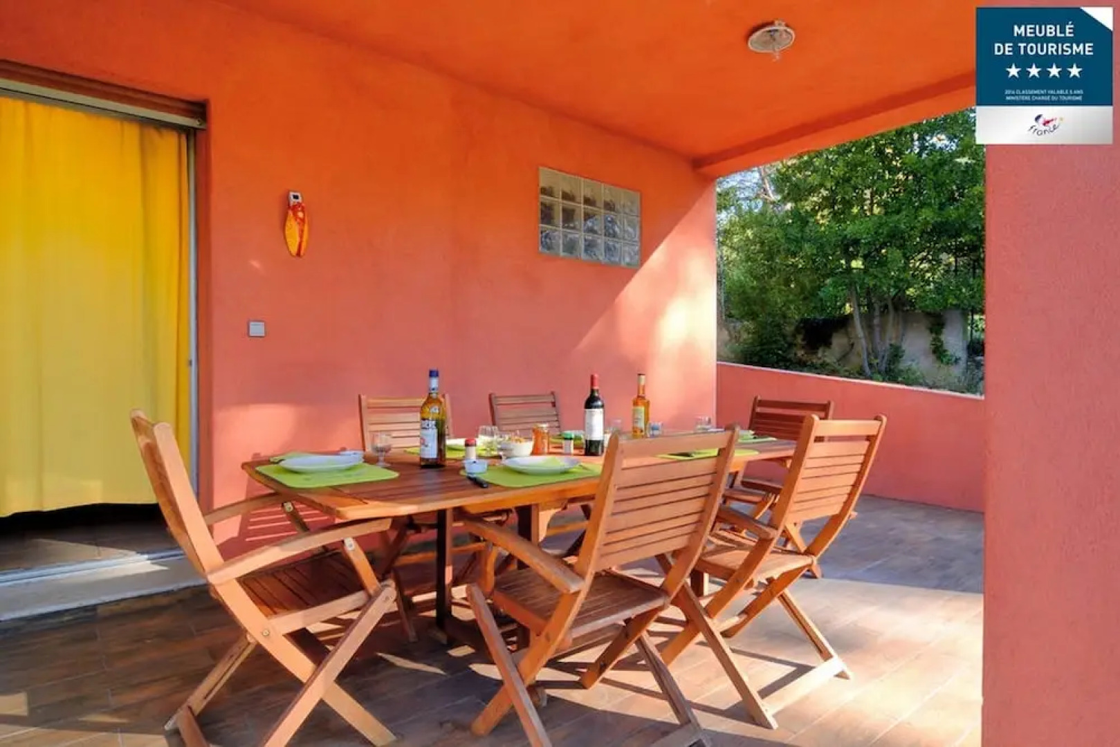 Rare - Escale Bicolore à 16km de Cassis