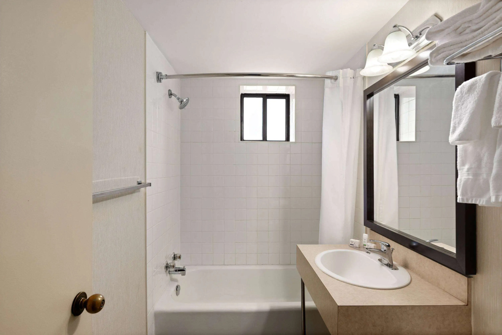 Travelodge by Wyndham Thunder Bay