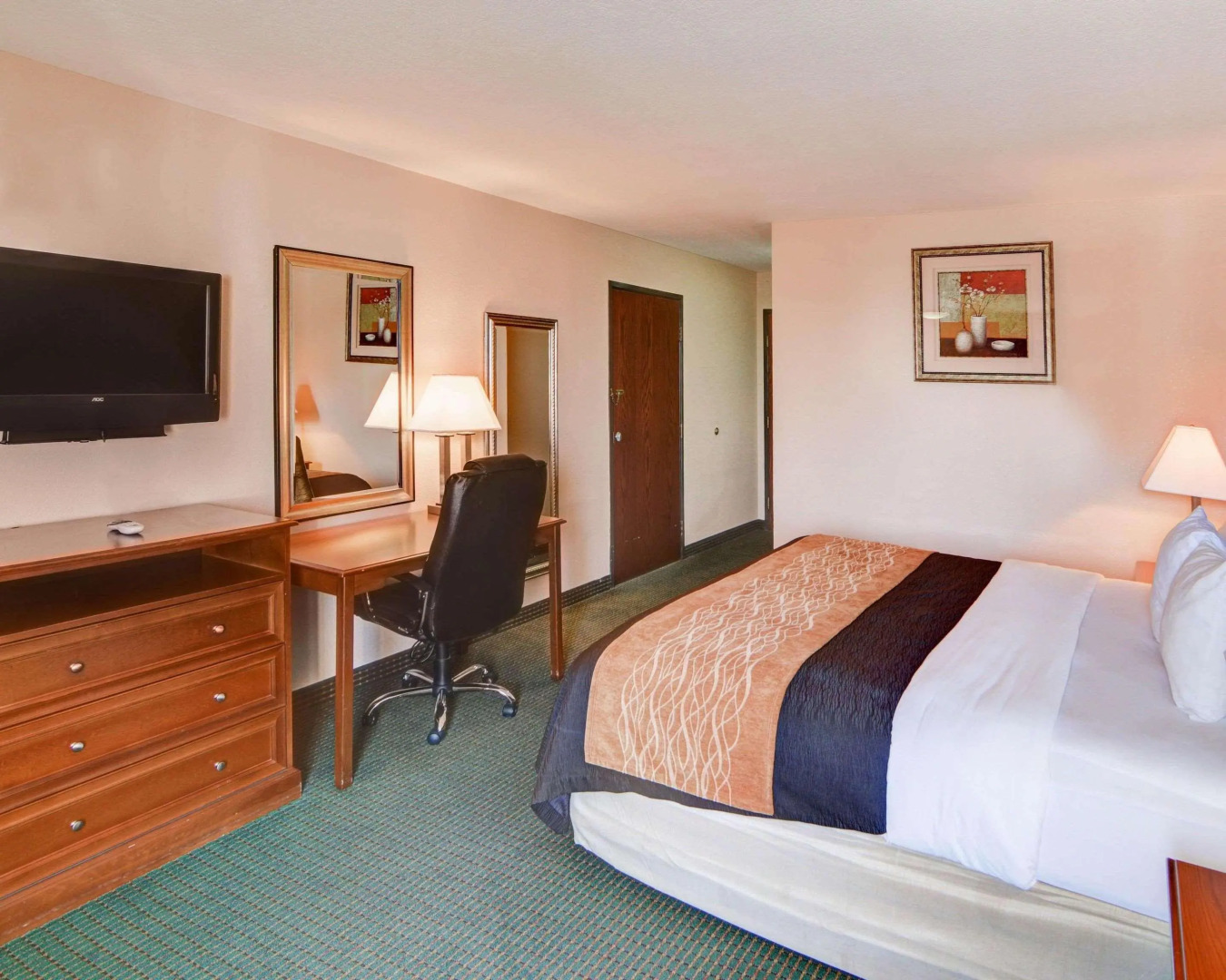 Quality Inn Forest Hill - Fort Worth South