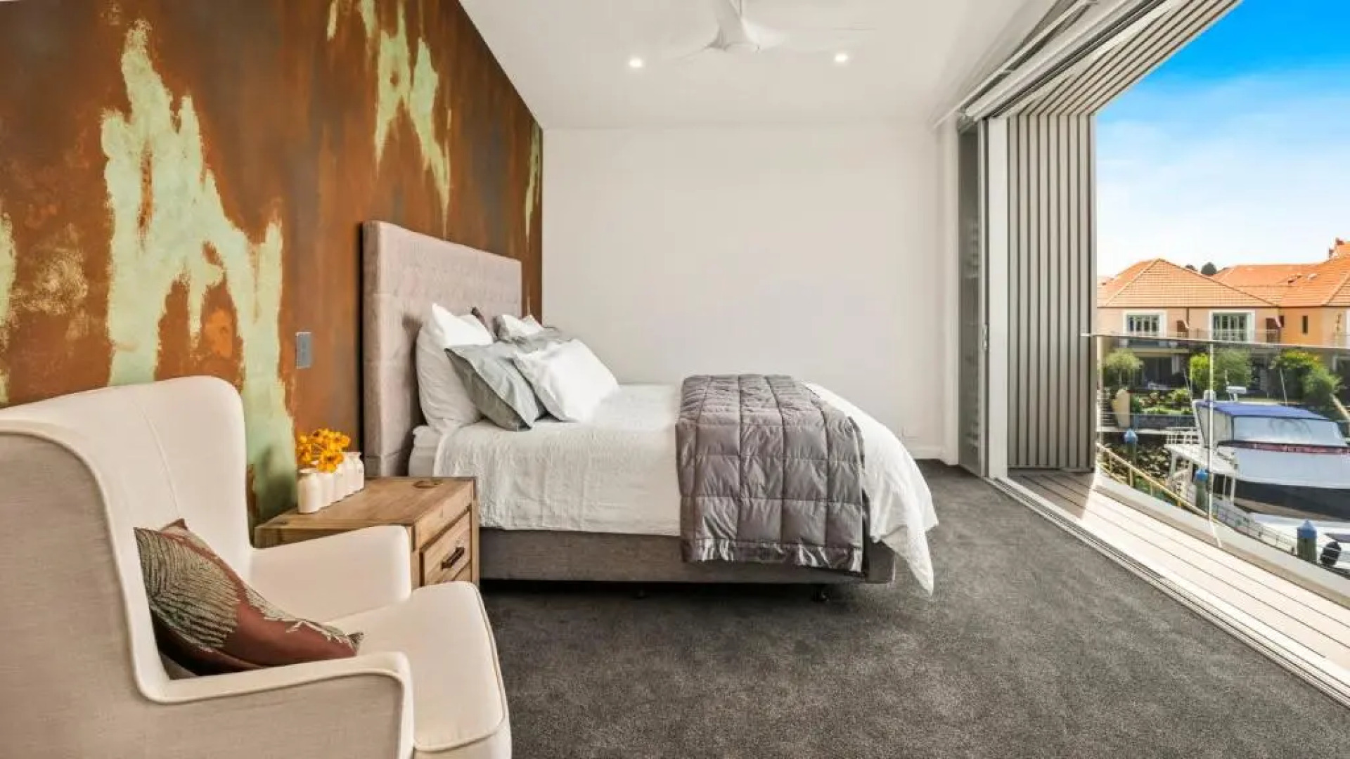 Tranquility Waters - Whangaparaoa Holiday Home