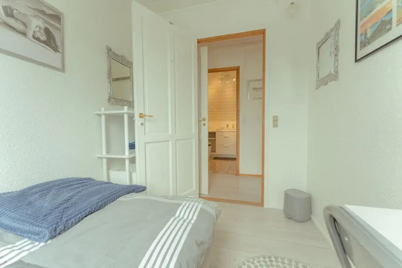 Great 3 BR Loft Apt - Views-Free Parking