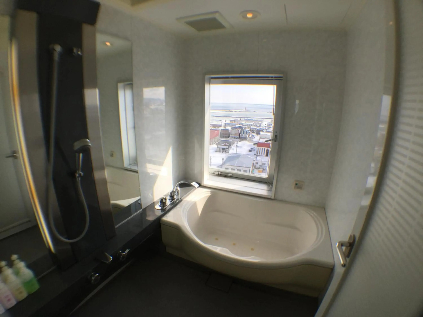 Hotel Okhotsk Palace