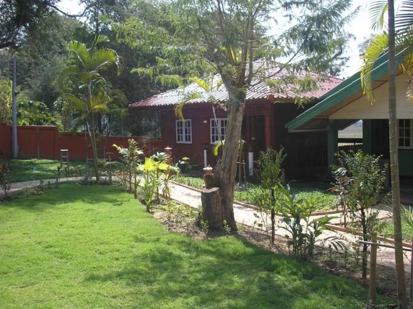 Tamarind Grand Resort Mae Sariang