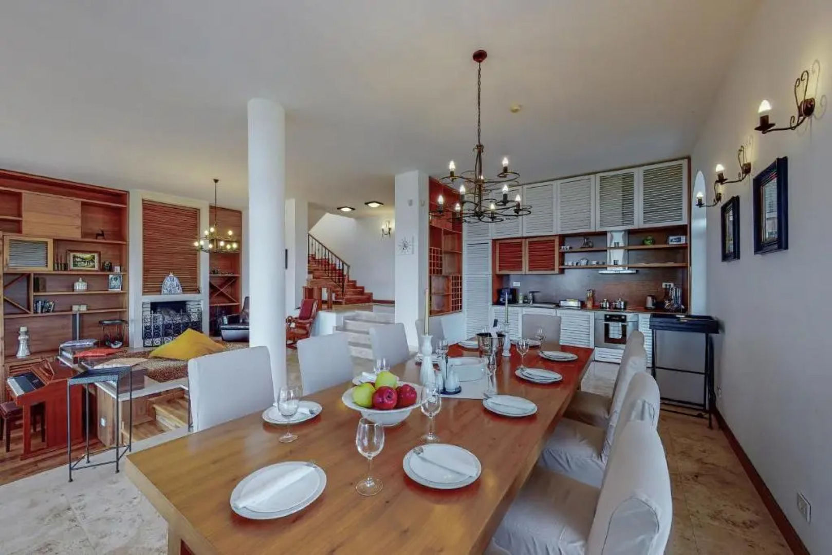 Lighthouse Luxe Estate Apart & Villas