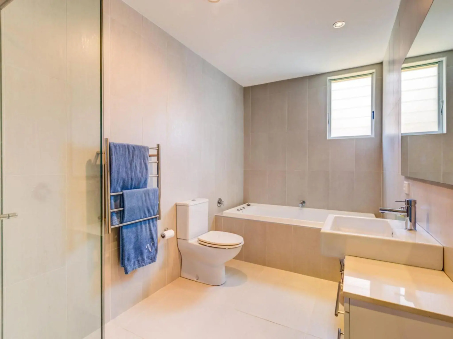 Harlequin Beach House 4pm Check Out Sundays