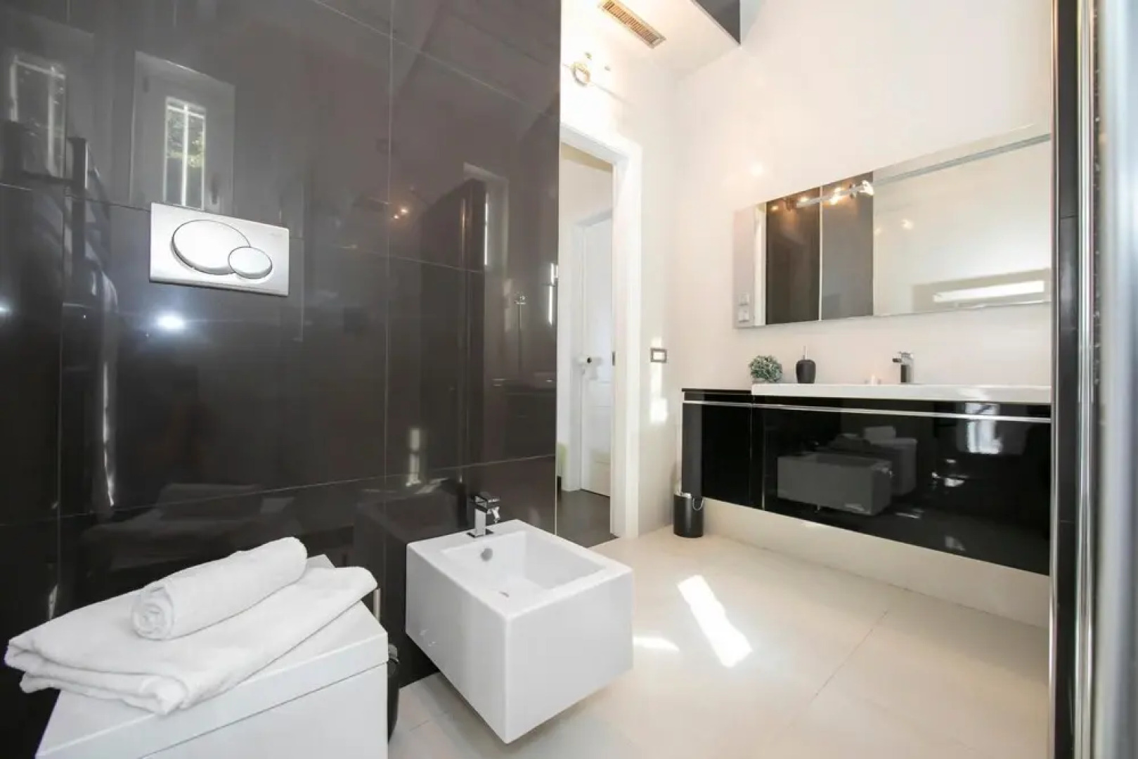 Villa Al Golfo Pool and View