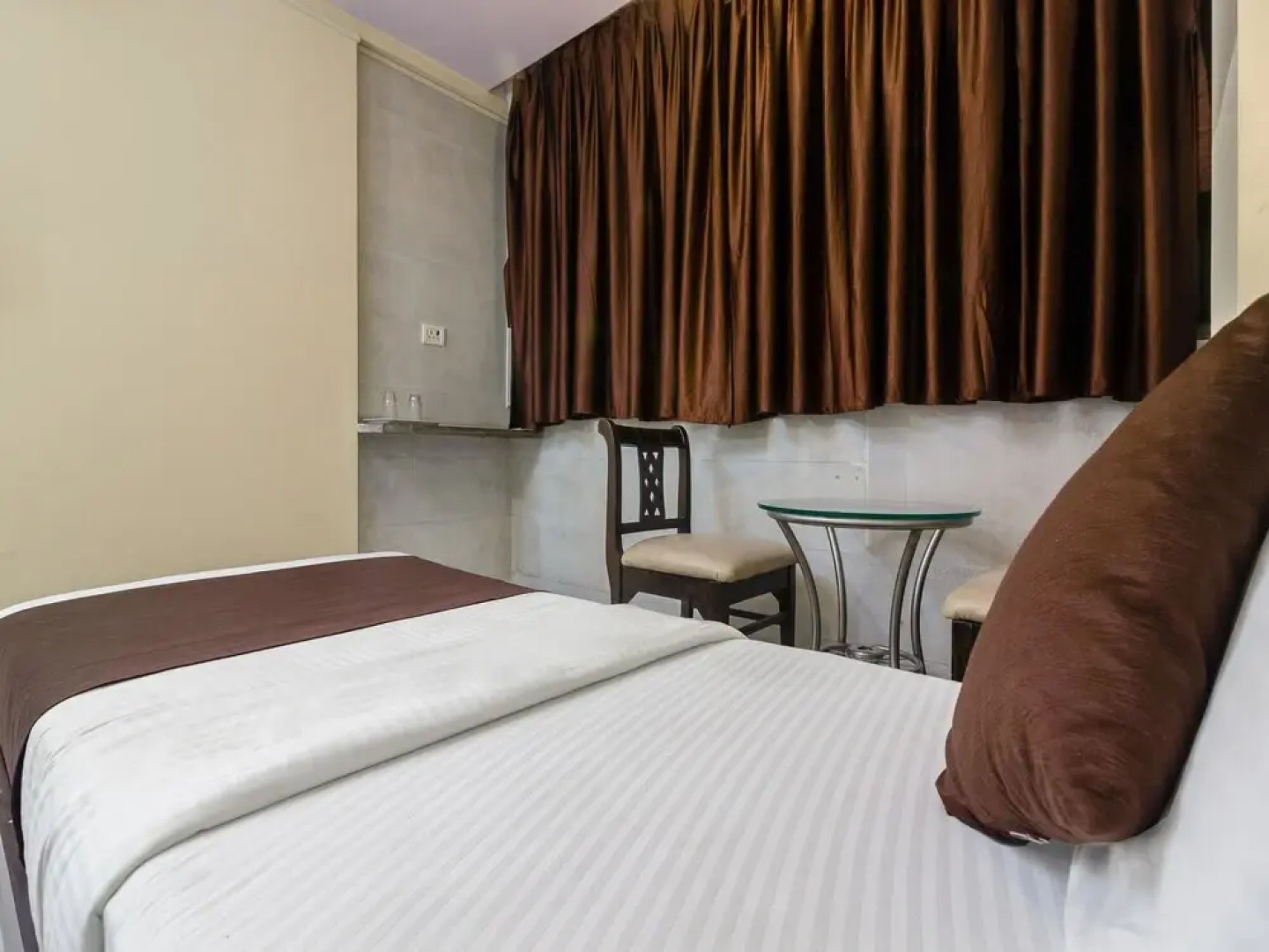 OYO 394 Hotel Panvel Palace