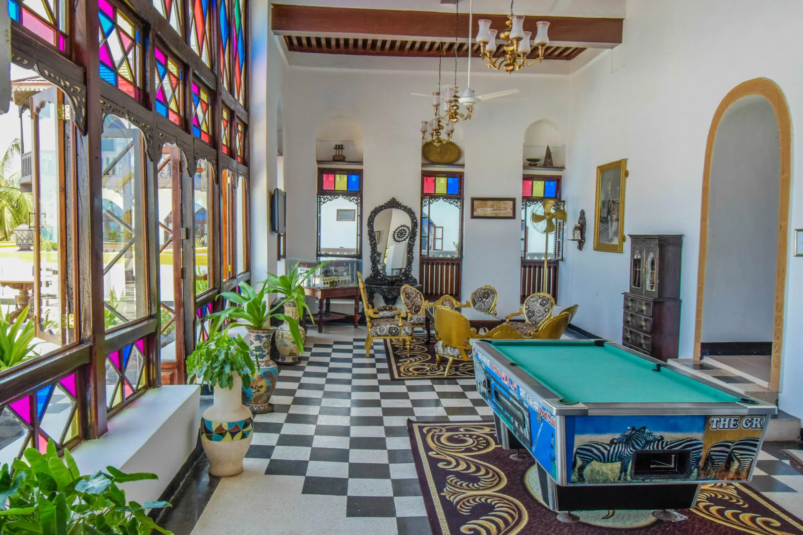 Tembo House Hotel & Apartments