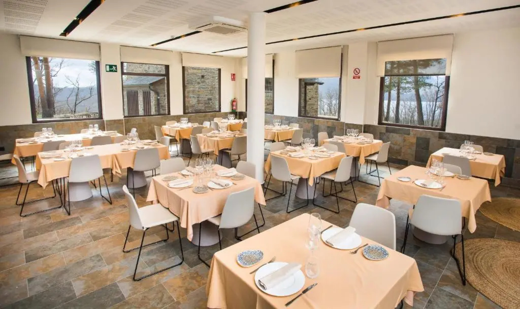 Villa Lucerna Sports & Hotel Resort