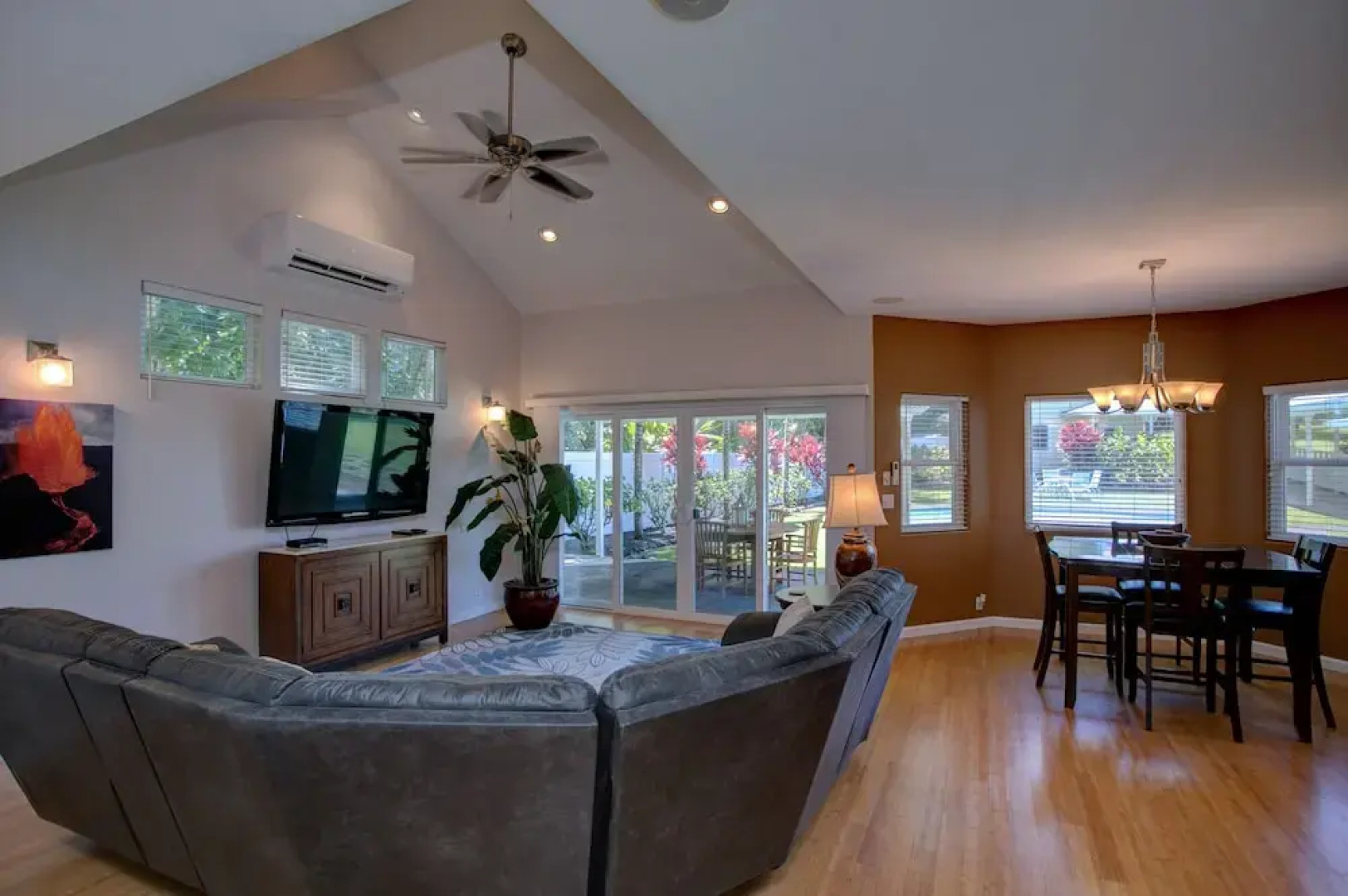 Grand Melemele 3 Bedroom Home by RedAwning