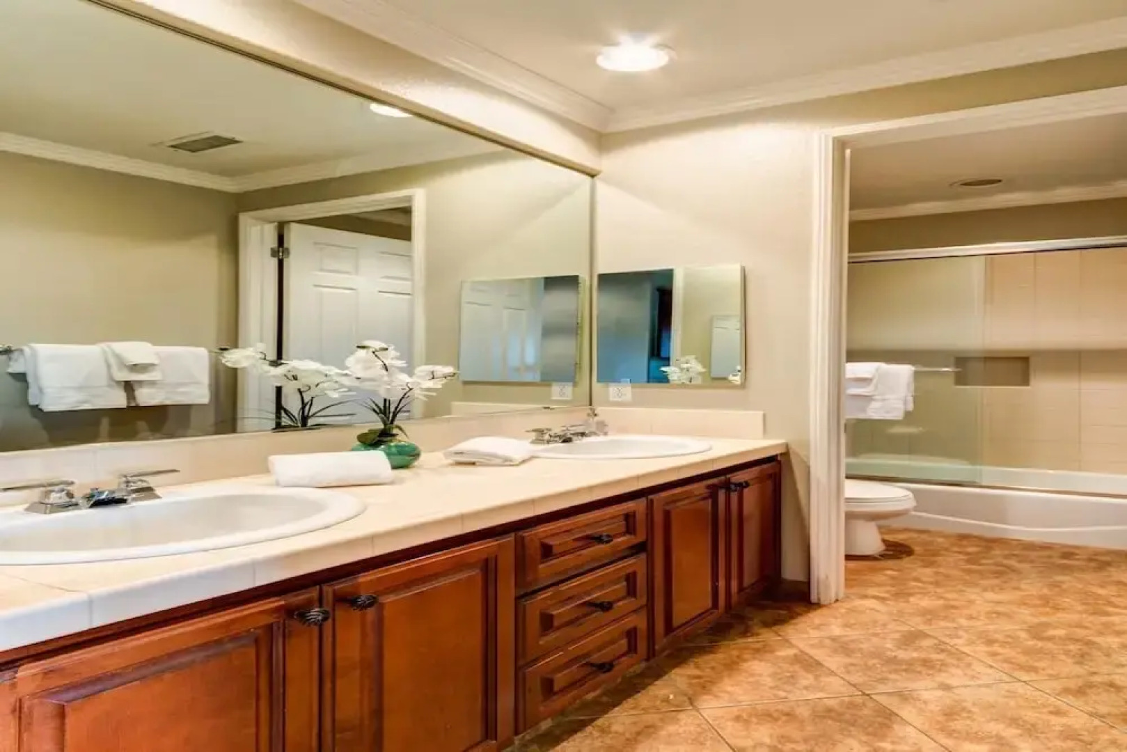 Palm Grove by AvantStay | 15mins From Coachella - Desert Villa - Sleeps 14