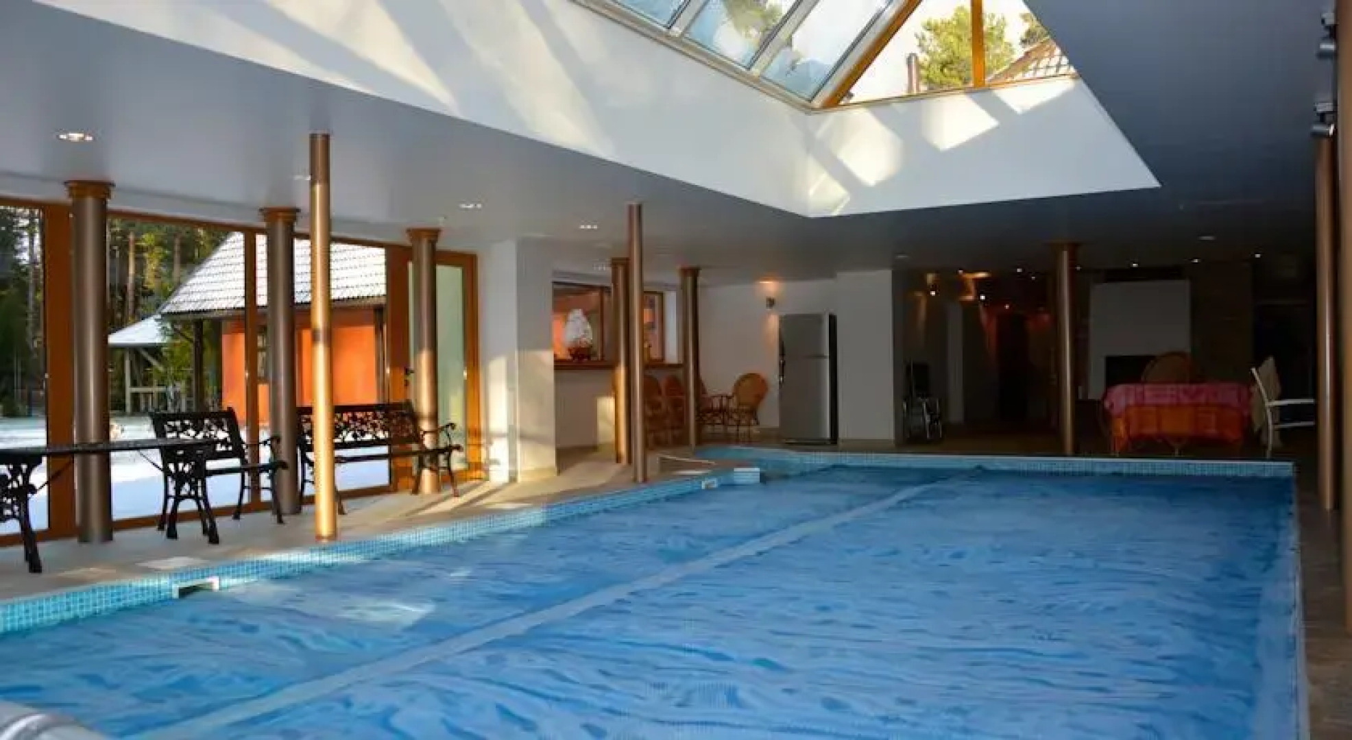 Deluxe Apartment with Pool and Sauna