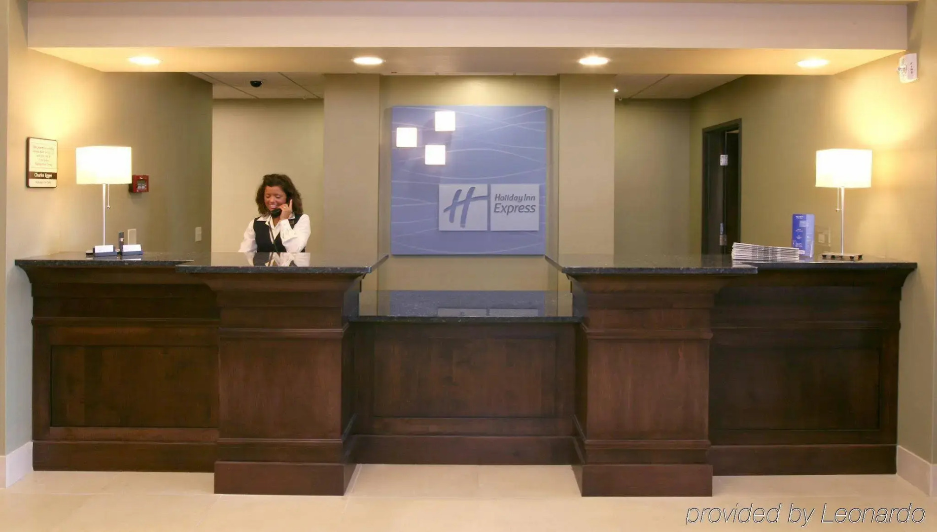 Holiday Inn Express Hotel & Suites Madison-Verona by IHG