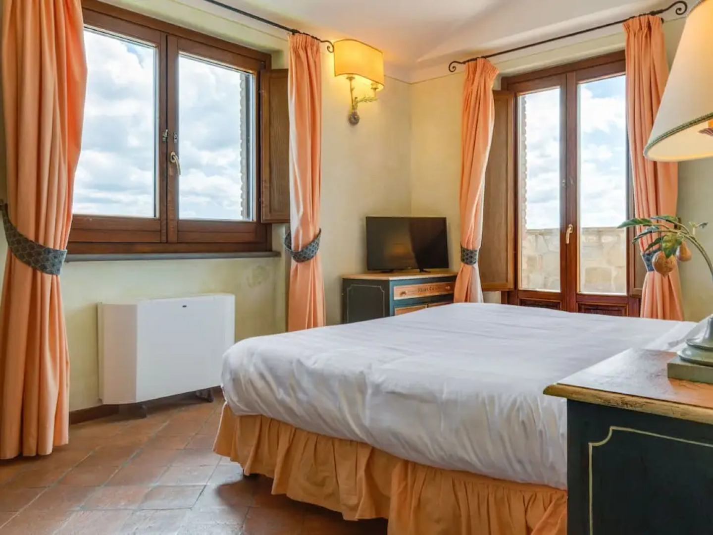 Holiday Home in Collazone With Pool & Sauna