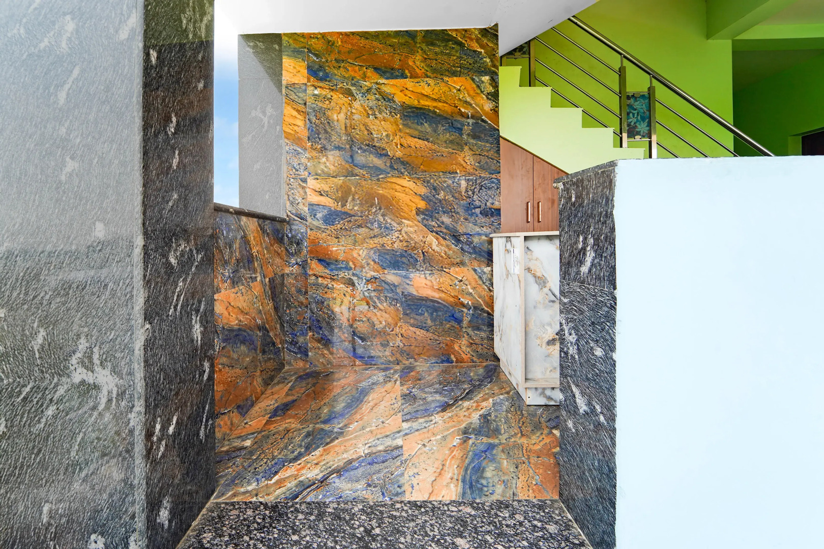 Super Collection O Madurai Theni Road