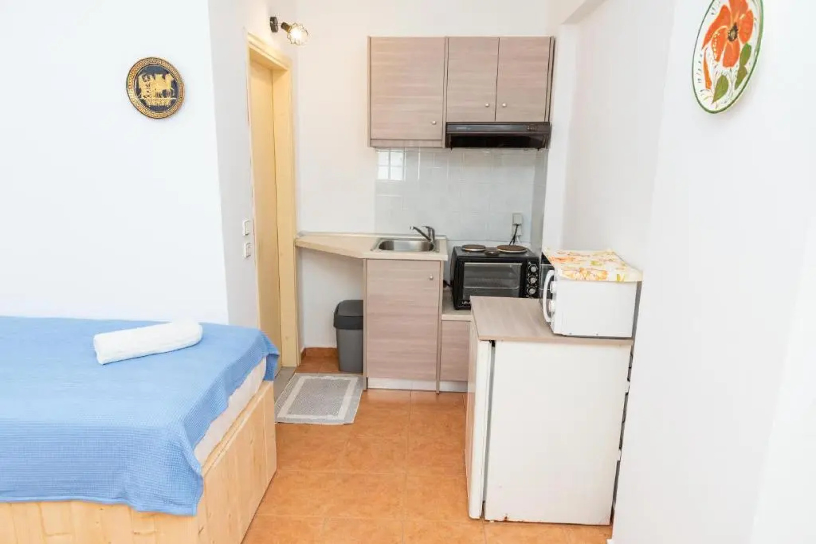 George Apartments Stegna