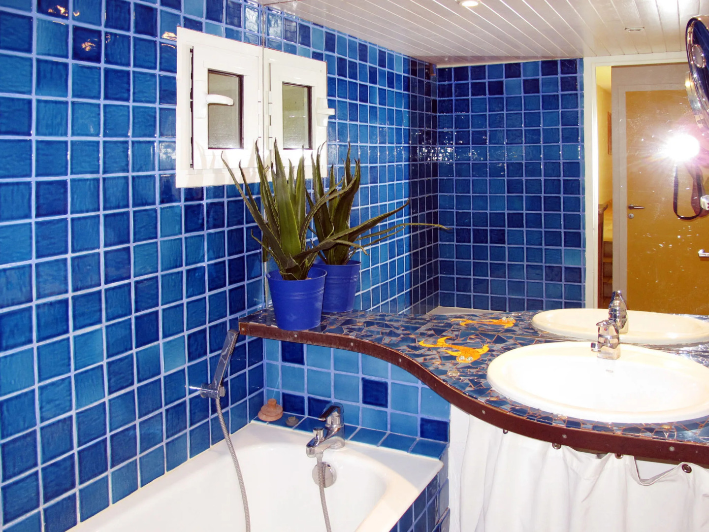 Sainte Claire (HYE150)