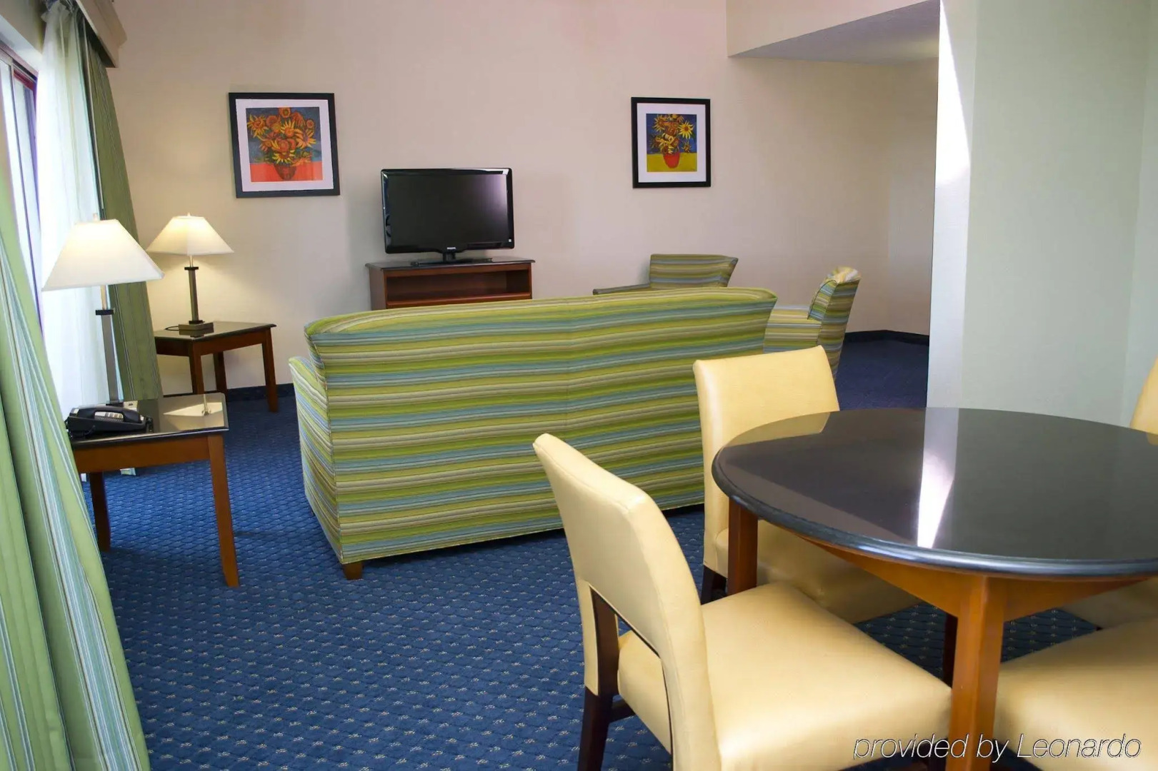 Отель Thousand Hills Resort