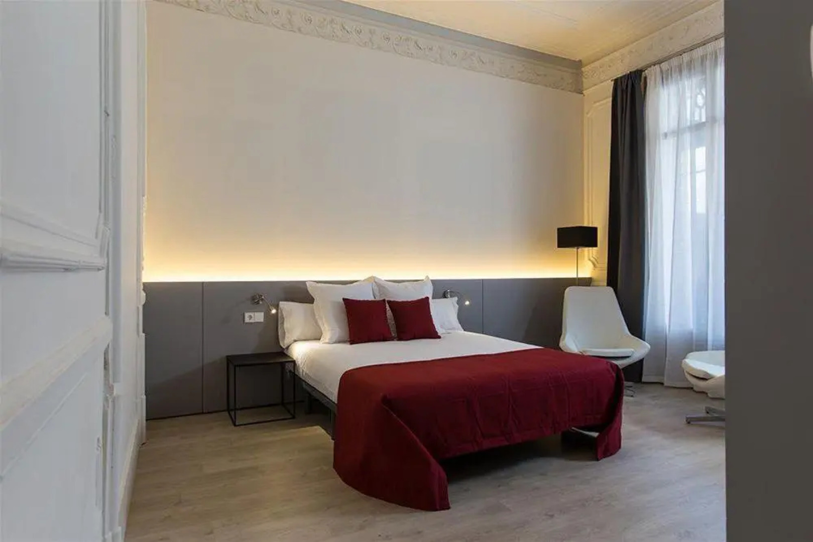 Izaila Plaza Catalunya