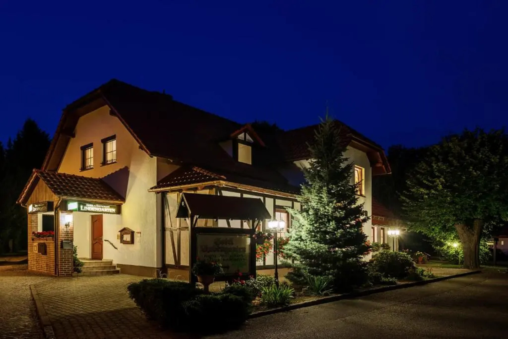 Hotel & Restaurant Lindengarten