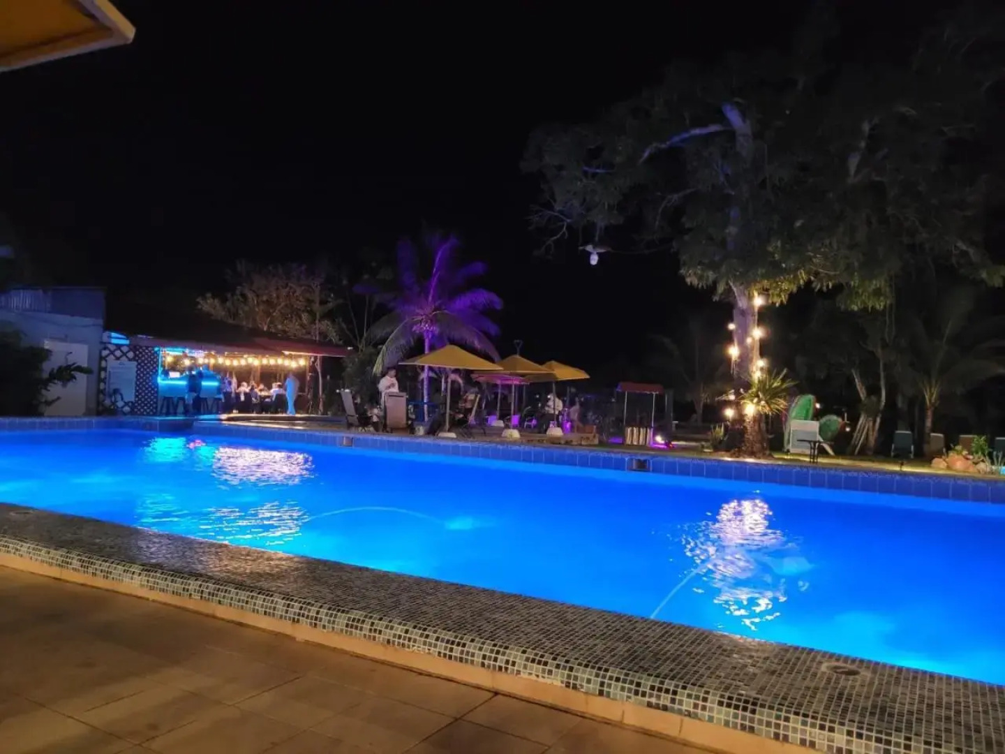 Laguna Azul Albergue Turístico