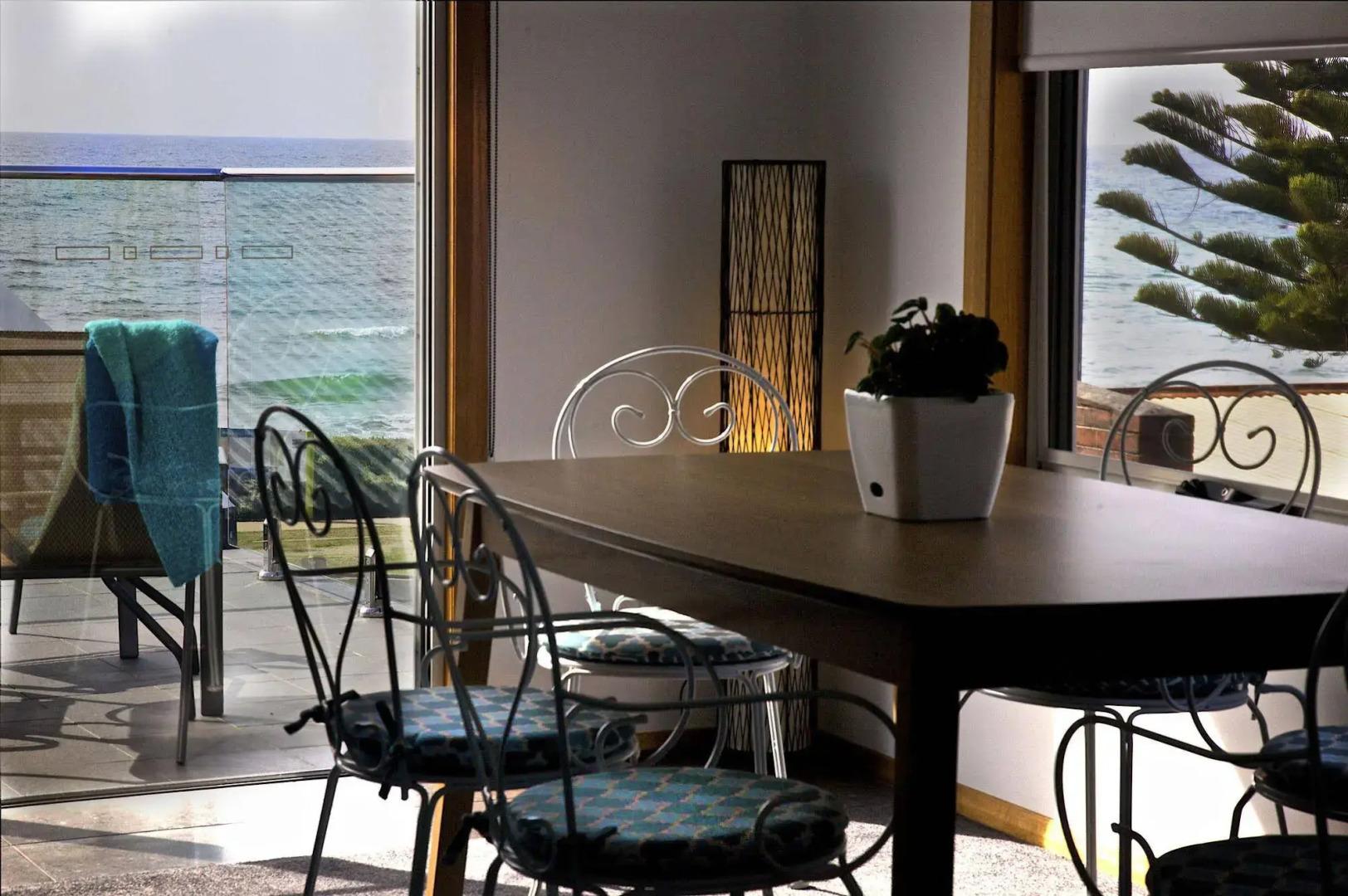 Penguin Beachfront Apartments