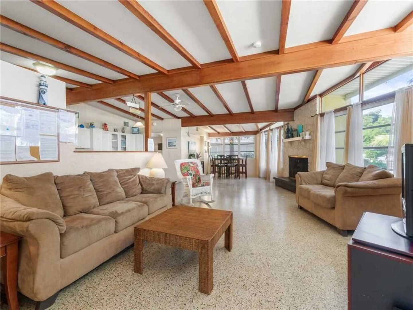 Villas Mansion - Four Bedroom Home