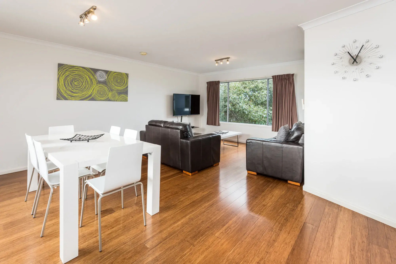 Bellevue on the Lakes